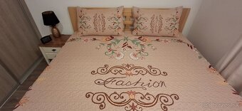 Prehoz na manzelsku postel) - 4