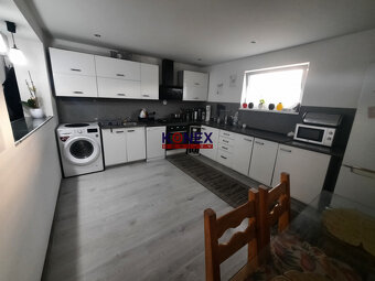 Zrekonštruovaný rodinný dom v obci Lekárovce – okamžite k na - 4