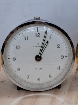 Predám funkčné budíky JUNGHANS Trivox 22€ kus s predzvánaním - 4