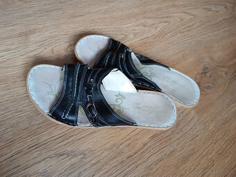 Vsuvky dámske kožené vel. 39 - 4