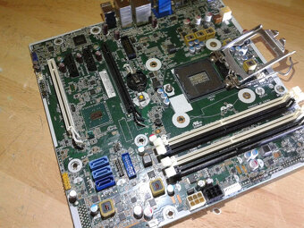 1151 dosku skylake napanajie 4+6pin len na 12v - 4