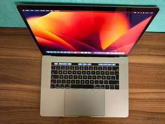 A1707 MacBook Pro i7 • 16GB • 512GB - 4