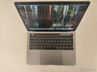 MacBook Pro 2018 | i5 • 8GB • 512GB - 4