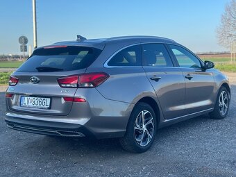 Hyundai I30 CW combi 1.5 DPi Family - 4