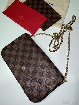 Luis Vuitton Pochette Felicie Crossbody Cerise Red Interior - 4
