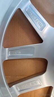 R18 5x114,3 mm BORBET strieborné KIA - 4