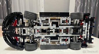 LEGO Technic Porsche 911 RSR 42096 - 4