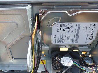 Lenovo TinkCentre M70 SFF - 4
