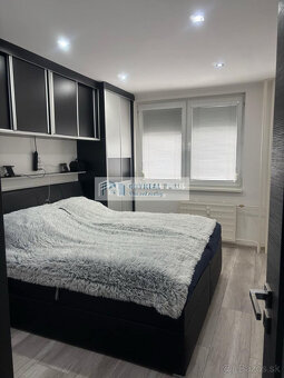 Ponúkame na predaj kompletne rekonštruovaný, moderný 3 izbov - 4