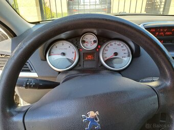 Peugeot 207 - 4
