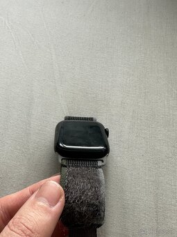 ⌚ Apple Watch Series 7 - 45mm, plne funkčné - 4