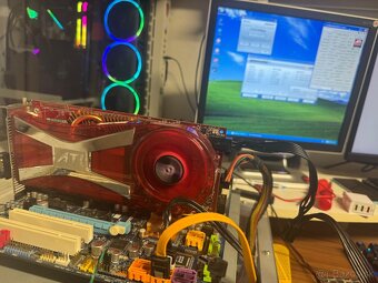 His Radeon x1950xtx - 4