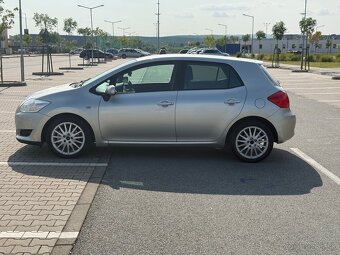 Toyota Auris 2.0D 2008 roč. - 4