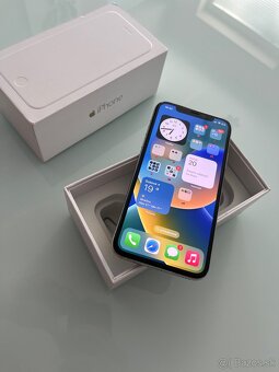 iPhone X 64GB - 4