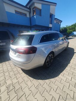 Opel Insignia 2,0 CDTI Sports Tourer SW - 4