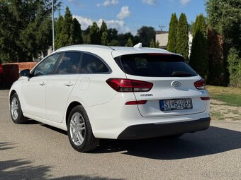 Hyundai i30 CW 1.6 CRDi 136 Style - 4