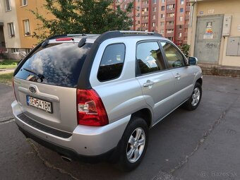 Kia Sportage 2.0i,4x4 - 4