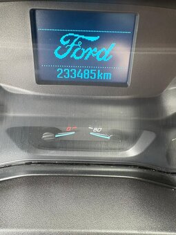 Ford Tourneo - 4