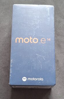 Motorola E14 - 4
