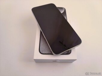 Apple iPhone 15 Pro Max 256GB - 4