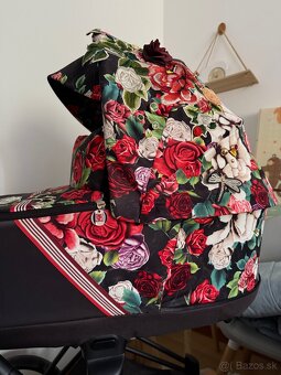 Vanička cybex priam 4.0 spring blossom dark - 4