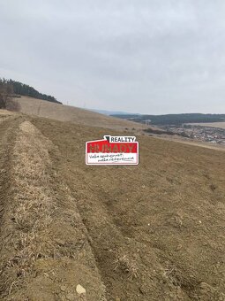 (600 m²) POĽNOHOSPODÁRSKY POZEMOK - 4