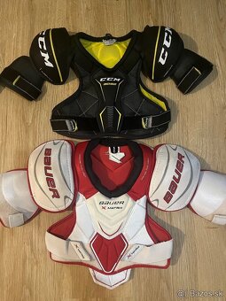 Hokejova vystroj - 4