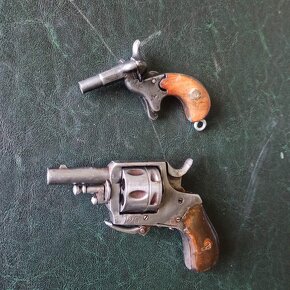 Revolver Bull dog 320 a miniaturní ptáčnice 6mm flobert - 4