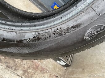 Yokohama 235/60 R18 107V letne - 4