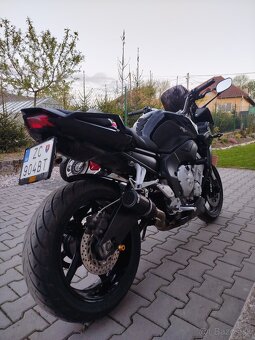 Yamaha fz1 - 4