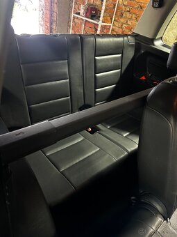 Volkswagen Touran - 4