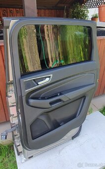 Pravé zadné dvere Ford S-Max II MK2 - 4