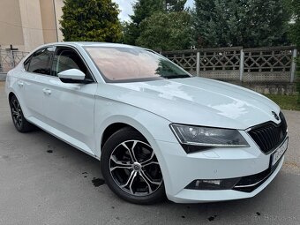 Škoda Superb 2.0TDi 140kw DSG 2017 LED Matrix Keyless - 4