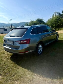 Škoda Superb - 4