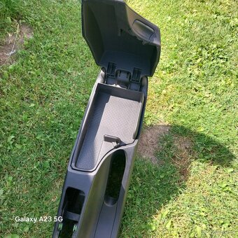 Seat altea,lakťová opierka - 4
