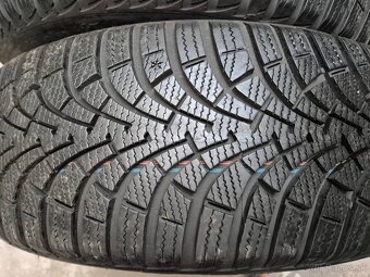 205/60 r16 zimné 4 ks GOODYEAR dezén 8,6 - 7,1 mm DOT2020 - 4