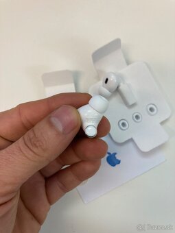 Originál Apple náhradné slúchadlo AirPods Pro 2 Generácie - 4