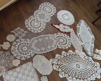 Staré háckované obrusy - 4