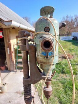 Stojanová vŕtačka - 4