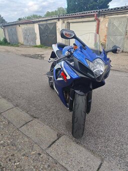 SUZUKI GSXR 750 - 4