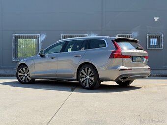 Volvo V60 T8 RRECHARGE Inscription eAWD A/T 288kW - 4