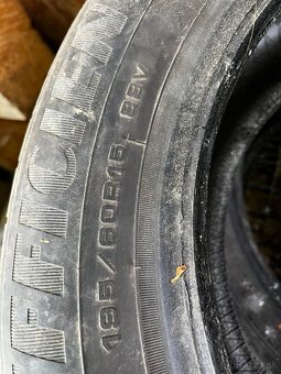 GOODYEAR 195/60/15 - 4