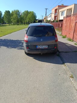 Renault - 4