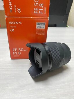 Sony FE 50mm f/1.8 - 4