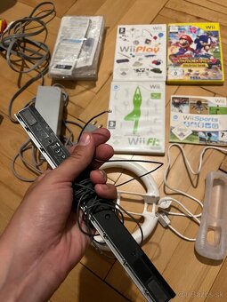 Nintendo Wii + príslušenstvo a hry - 4