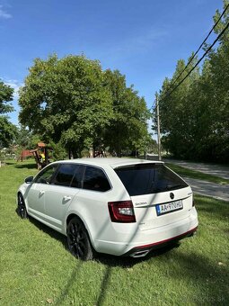 Škoda Octavia Combi 2.0 TDI RS DSG/7 4x4 - 4