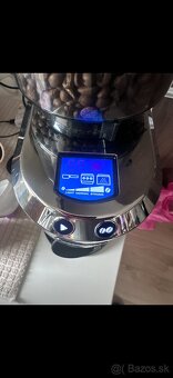 DeLonghi kg521.M mlynček na kávu - 4