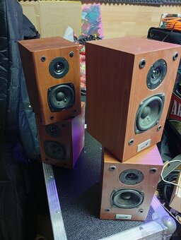 Reproduktory Genius - 4