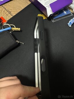 📱 Predám prémiový obal na iPhone 16 Pro Max (Mobilfox) - 4