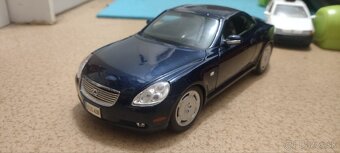 Lexus 1/18 ford Mustang 1/24 - 4